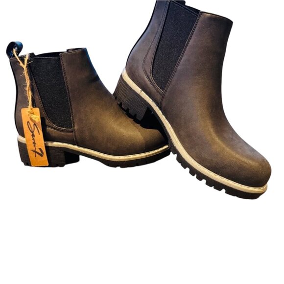 Seven7 Black bootie size 9 - Picture 2 of 6